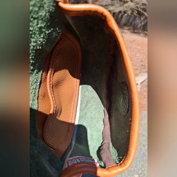 Vintage Dooney & Bourke Emerald Green AWL Calvalry R74 Mini Belt Crossbody Bag - Picture 9 of 13